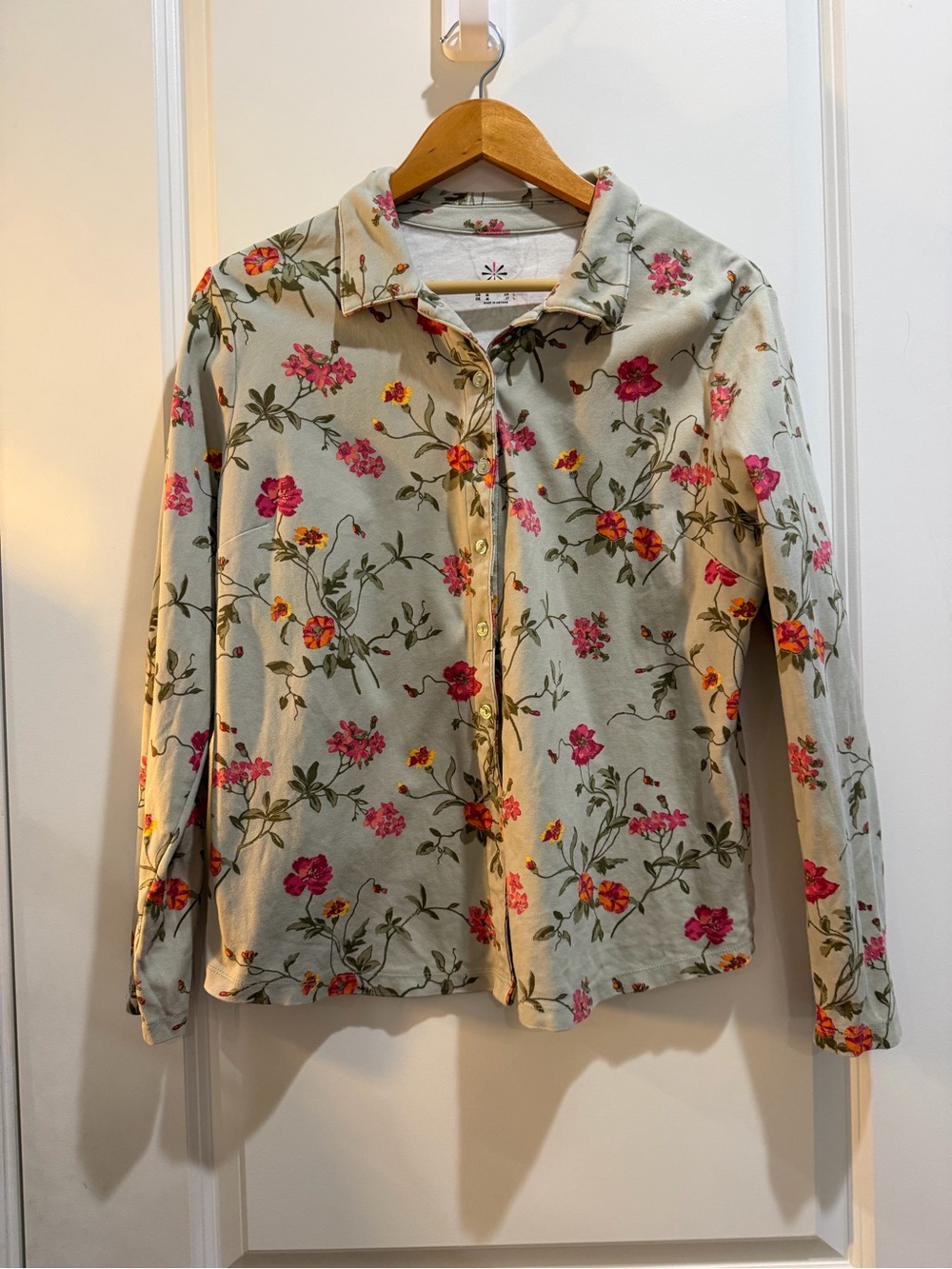 Isaac Mizrahi Live Floral Printed Button Front Knit Shirt Sage Green Pink Size M